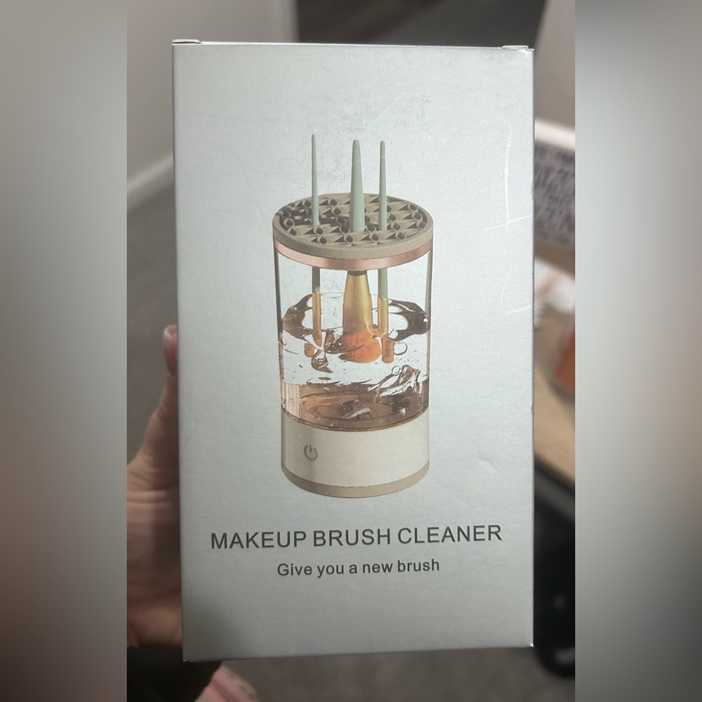 Automatic Makeup Brush Cleaner - Rose Gold